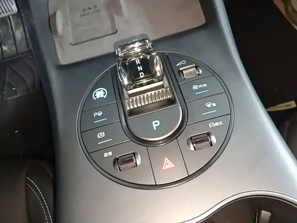 BYD Seal — миниатюра 10