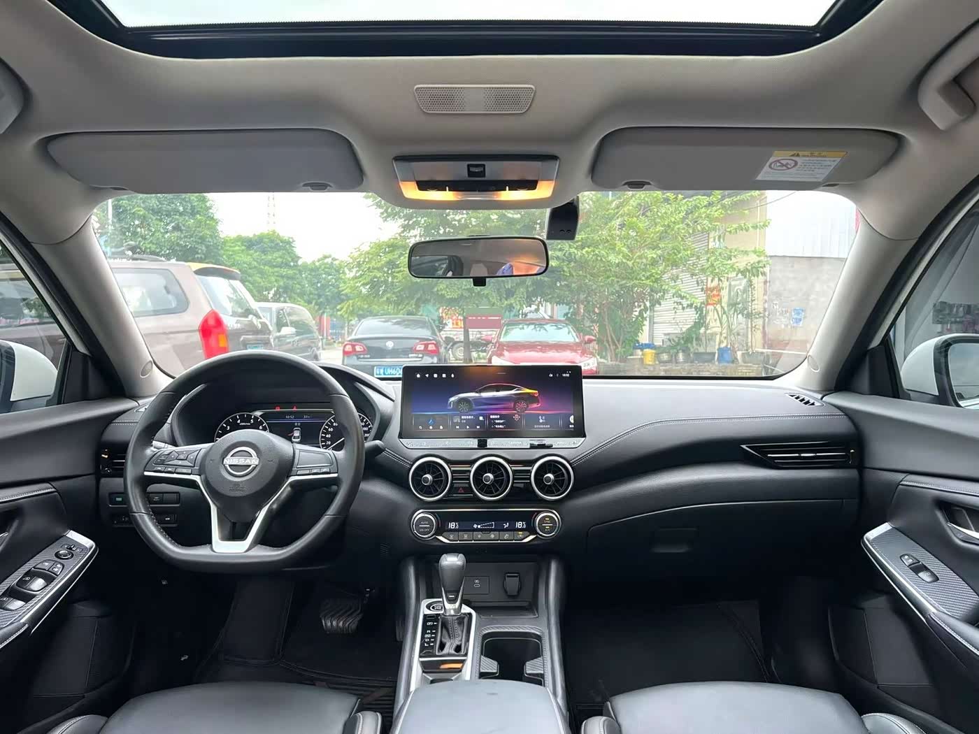 Nissan Sylphy 1.6 л 2023 г. Белый, пробег 37000 км