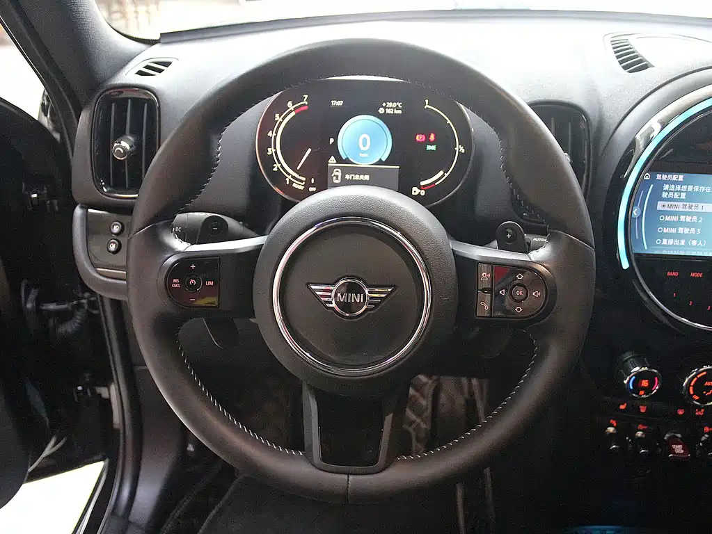 MINI Mini Countryman — миниатюра 12