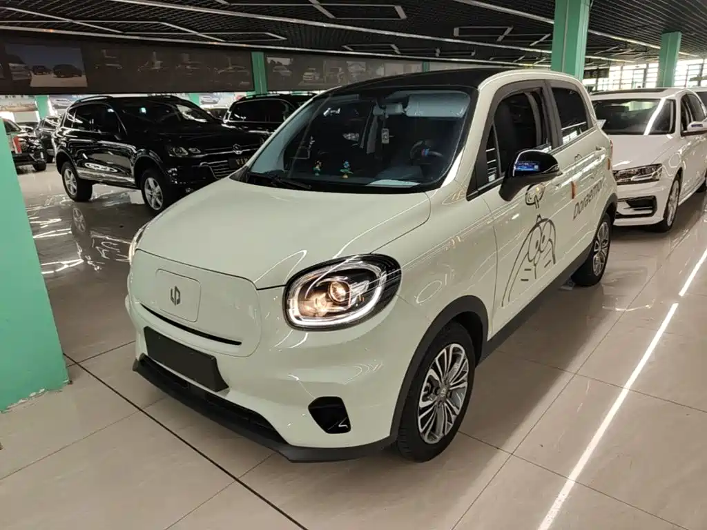 Leapmotor Leapmotor T03 — миниатюра 2