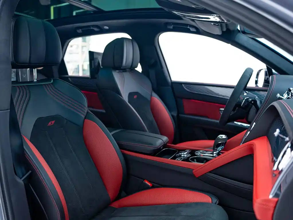Bentley Bentayga — миниатюра 14