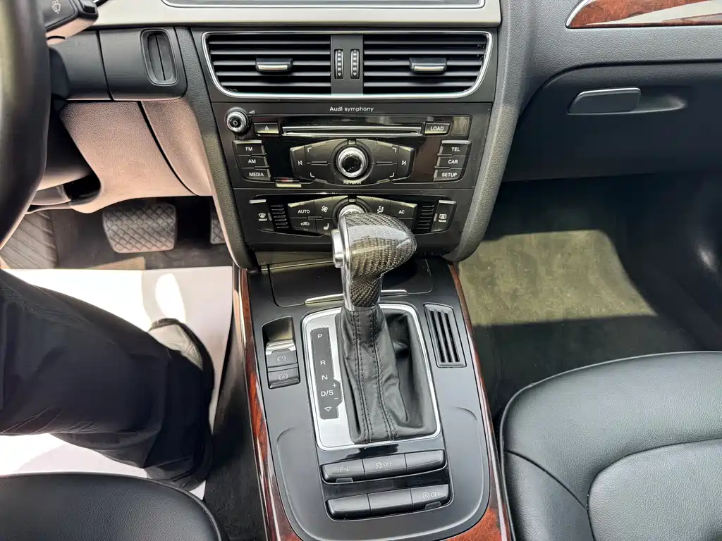 Audi A4L — миниатюра 7