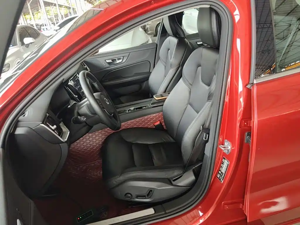 Volvo S60 — миниатюра 15