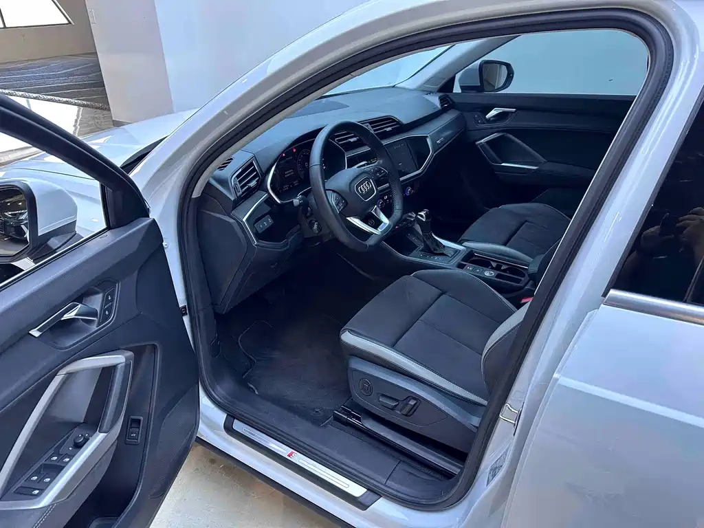 Audi Q3 — миниатюра 8