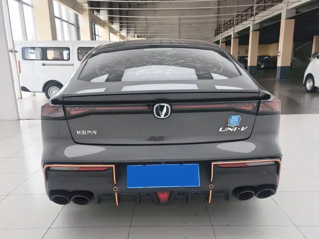 Changan UNI-V — миниатюра 8