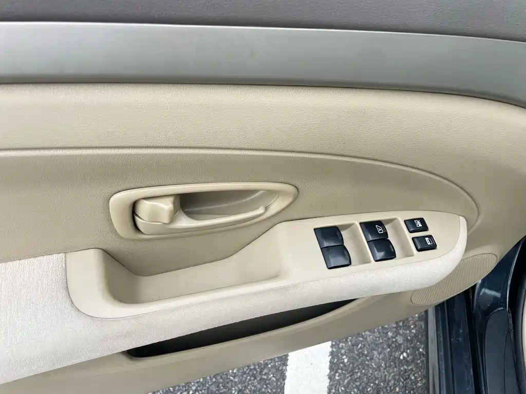 Nissan Sylphy — миниатюра 12