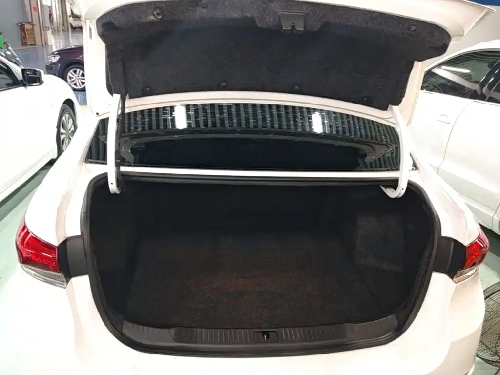 Buick Excelle — миниатюра 19