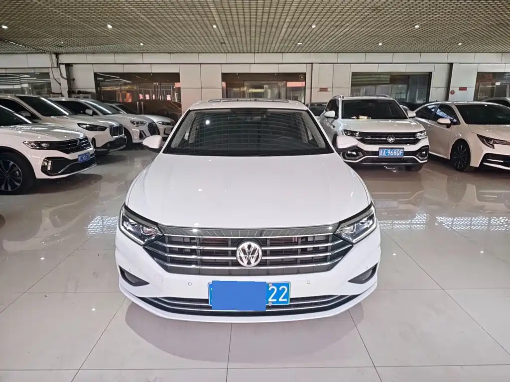 Volkswagen Sagitar — миниатюра 2