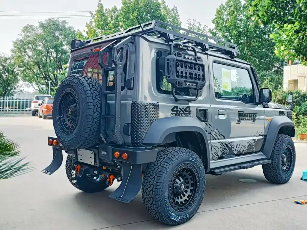 Suzuki Jimny — миниатюра 6