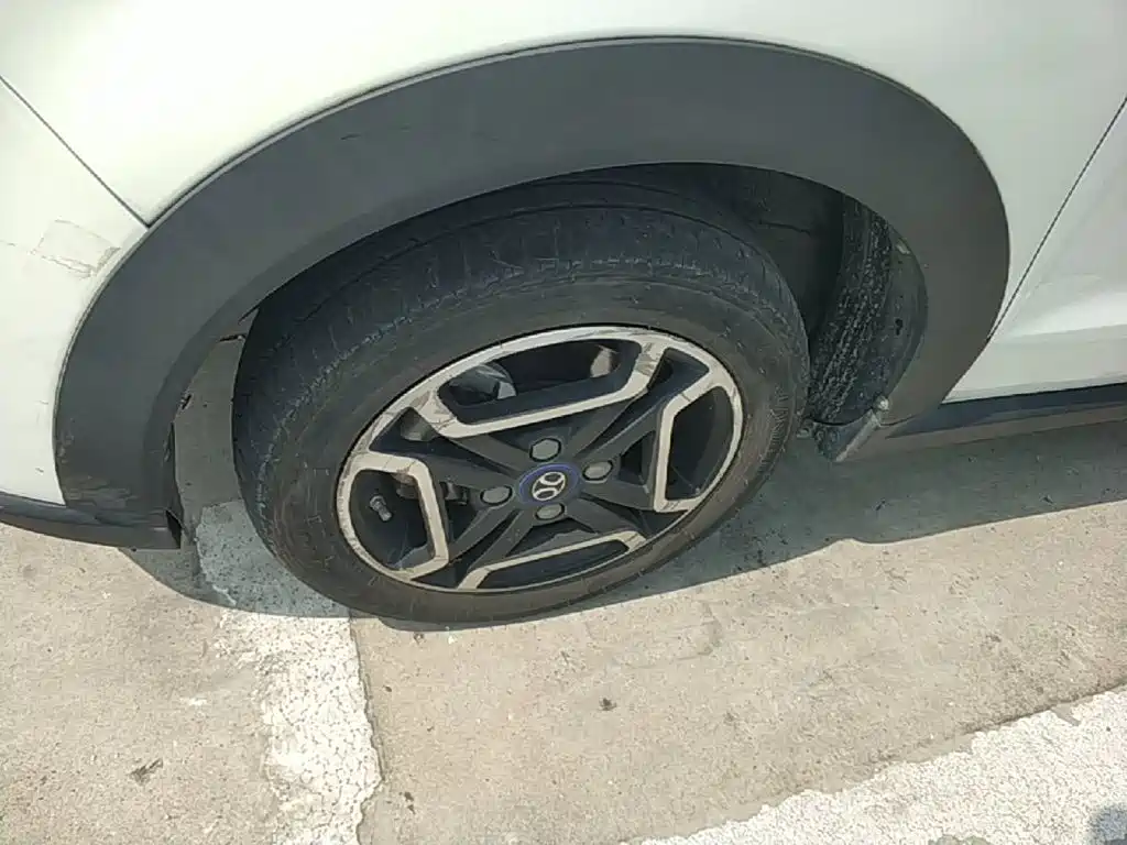 BAIC New Energy EC3 — миниатюра 23