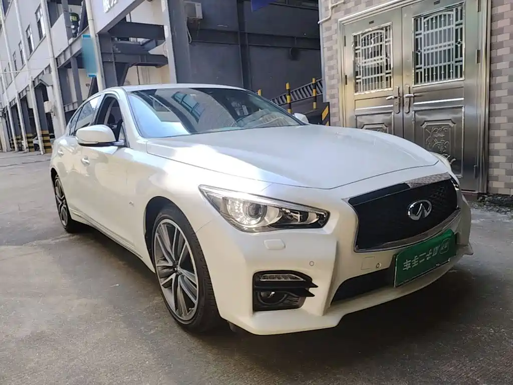 Infiniti Q50L — миниатюра 4