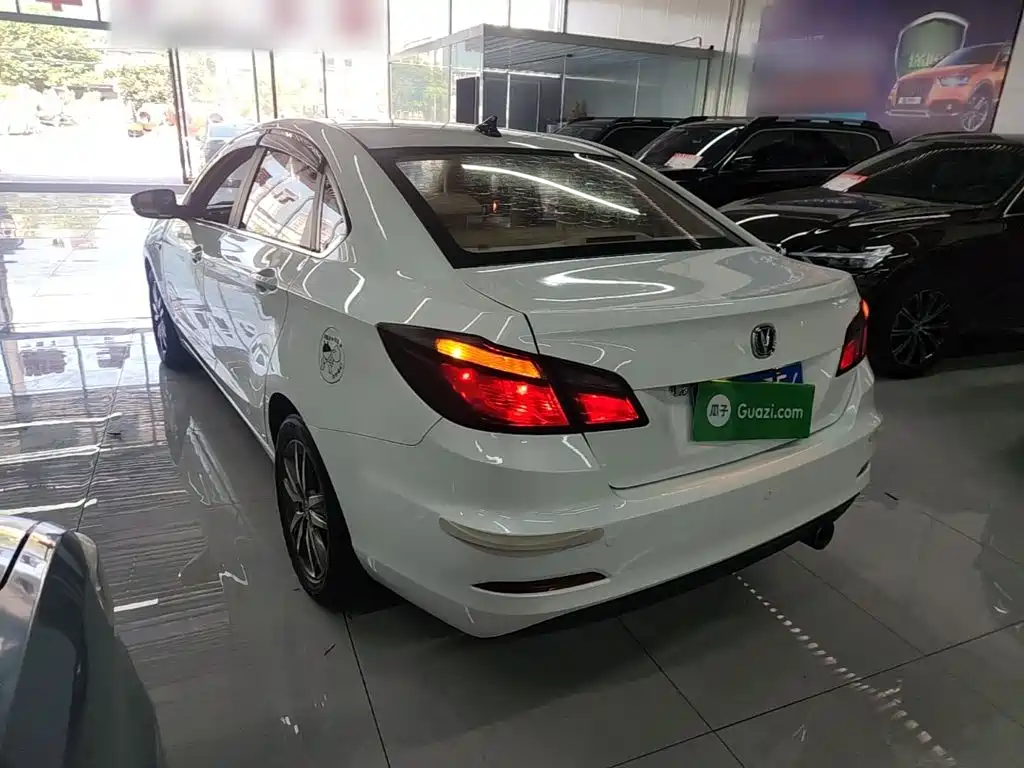 Changan Eado — миниатюра 5