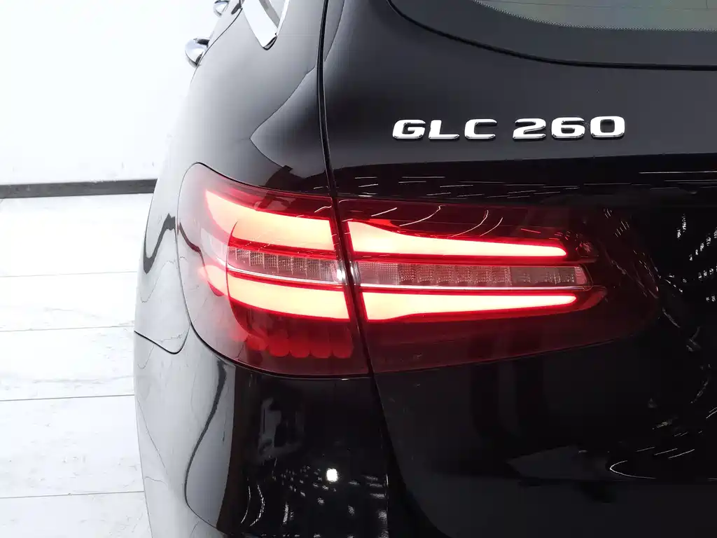 Mercedes-Benz GLC — миниатюра 24