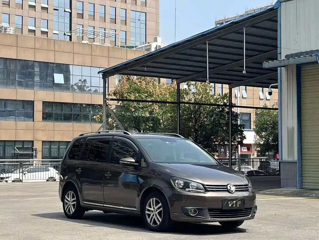 Volkswagen Touran — миниатюра 16