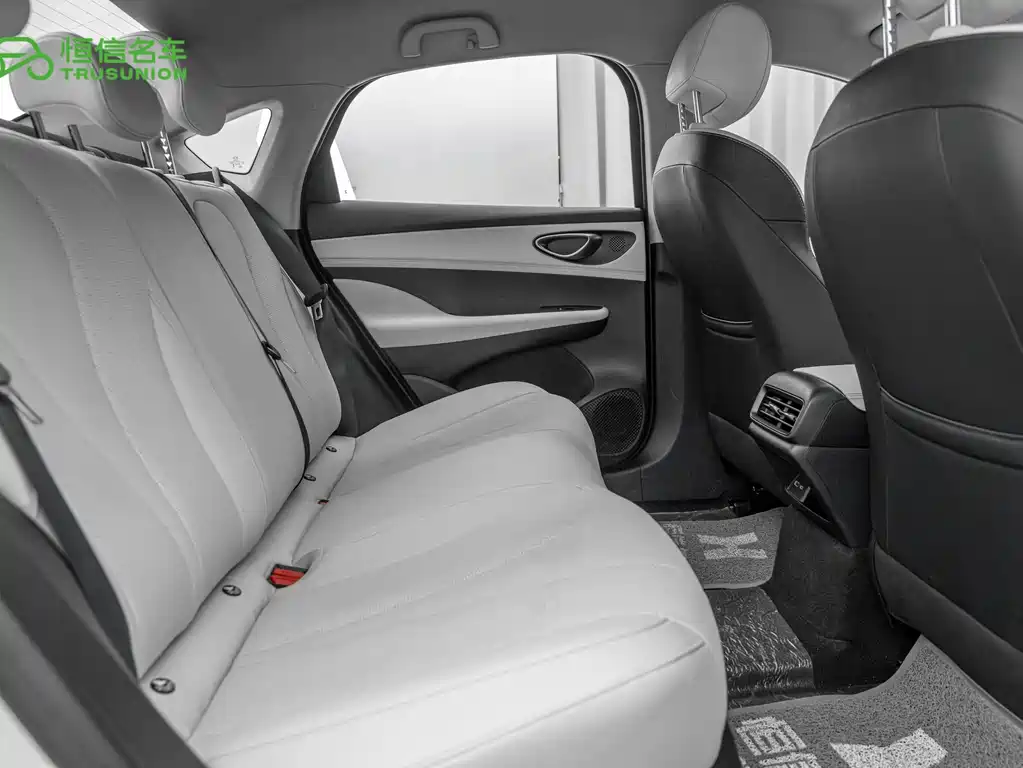BYD Seal 05 DM-i — миниатюра 16