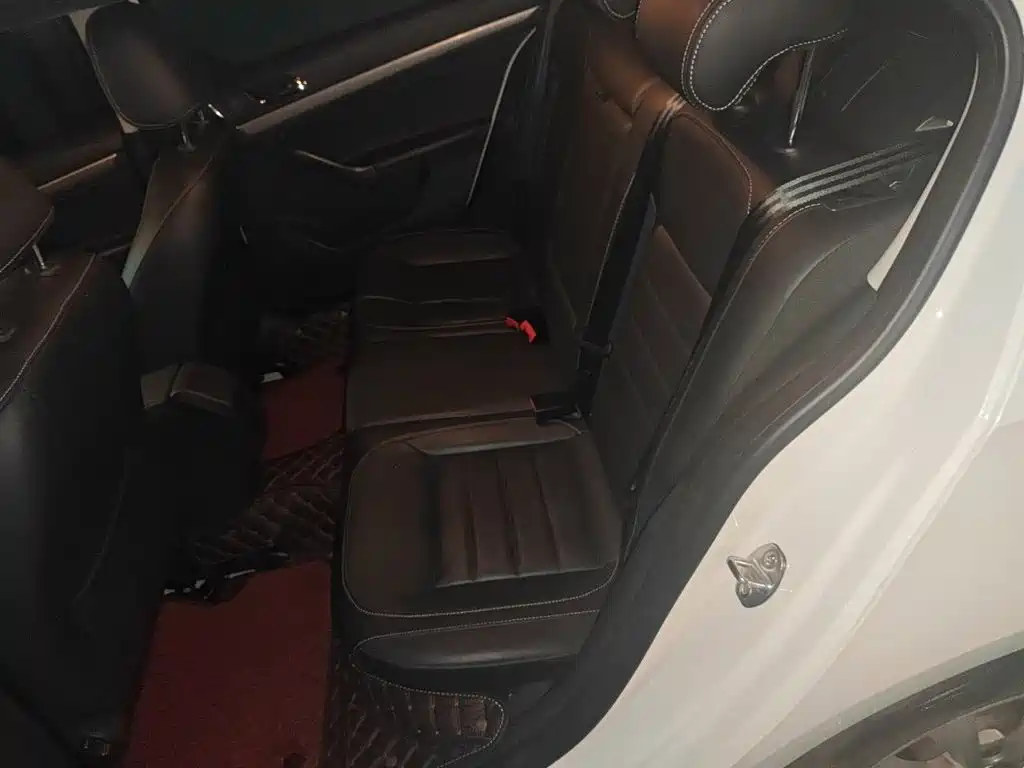 Volkswagen Lavida — миниатюра 13