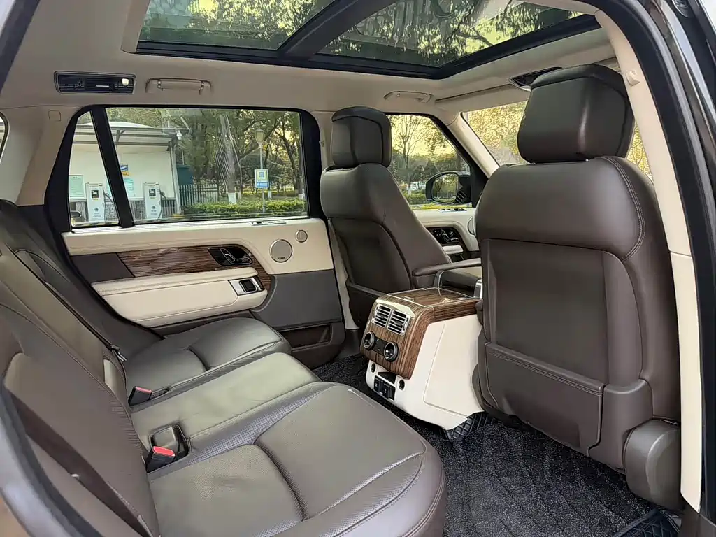 Land Rover Range Rover — миниатюра 14