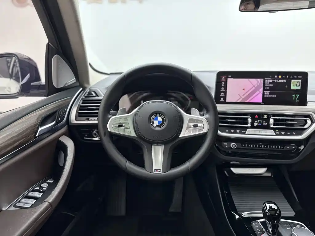 BMW X3 — миниатюра 12