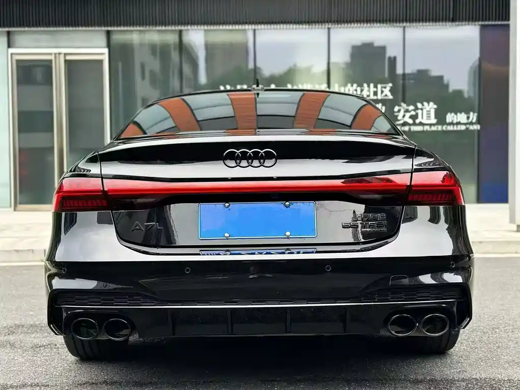 Audi A7L 2025 45 TFSI Luxury