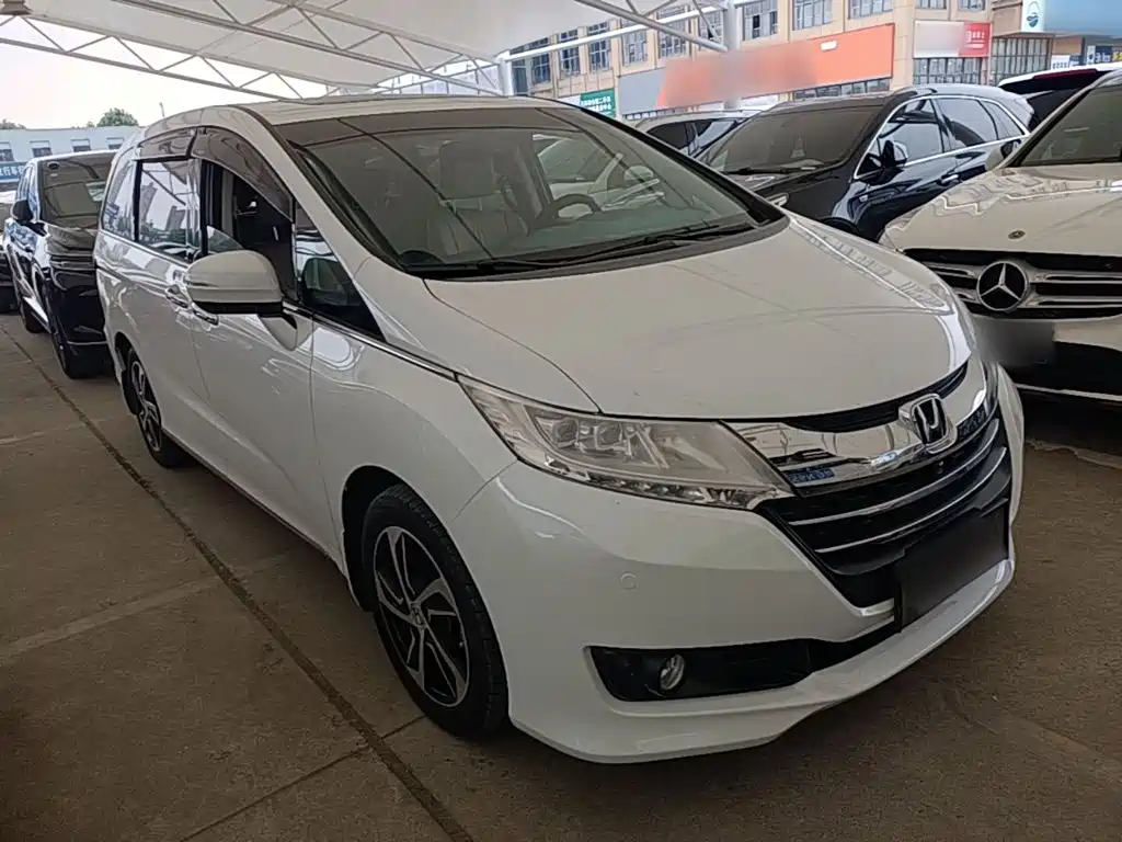 Honda Odyssey 2015 2.4L Premium