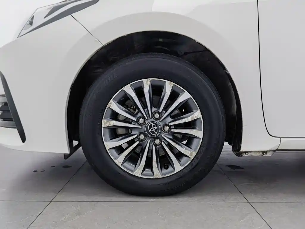 Toyota Corolla — миниатюра 17