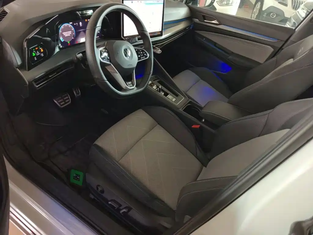 Volkswagen Golf — миниатюра 15