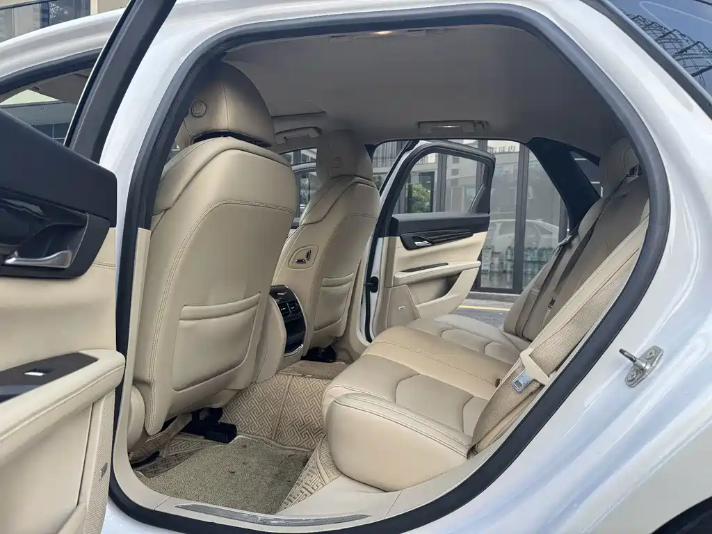 Cadillac CT6 — миниатюра 11