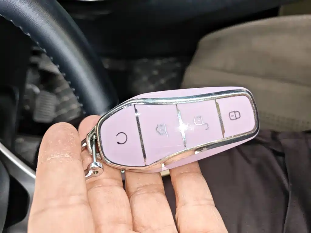 BYD Dolphin — миниатюра 9