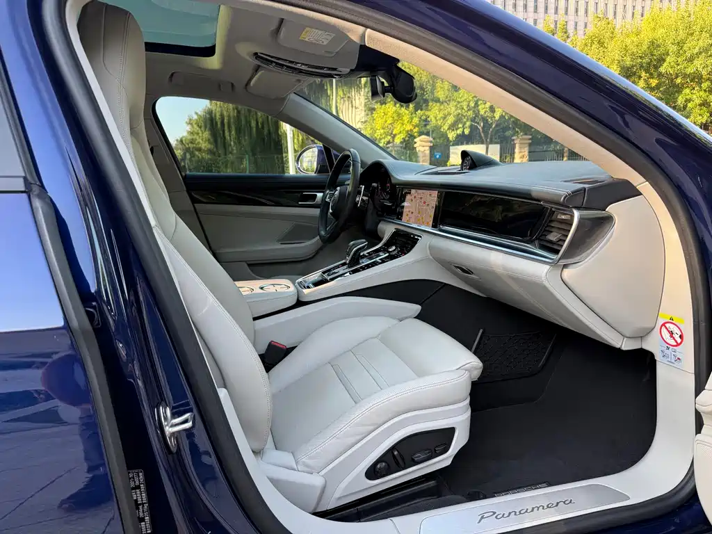 Porsche Panamera — миниатюра 12