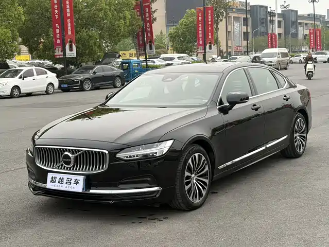 2024 Volvo S90