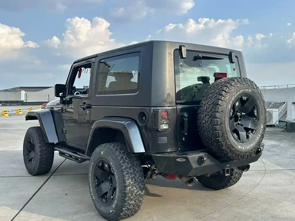 Jeep Wrangler — миниатюра 5