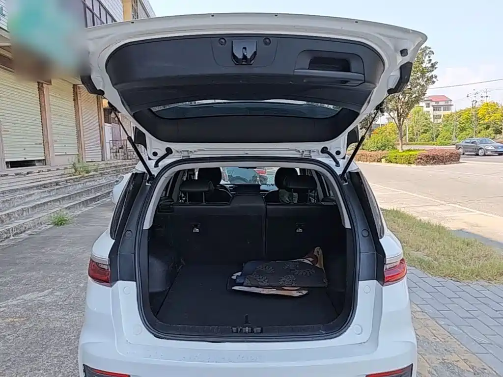 Geely Vision X6 — миниатюра 19