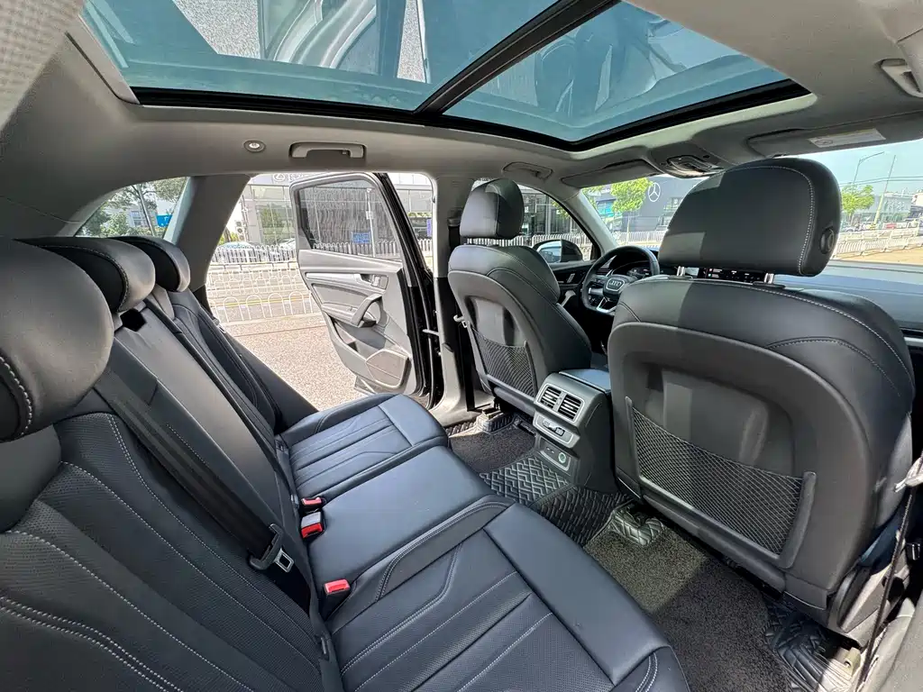 Audi Q5L — миниатюра 13
