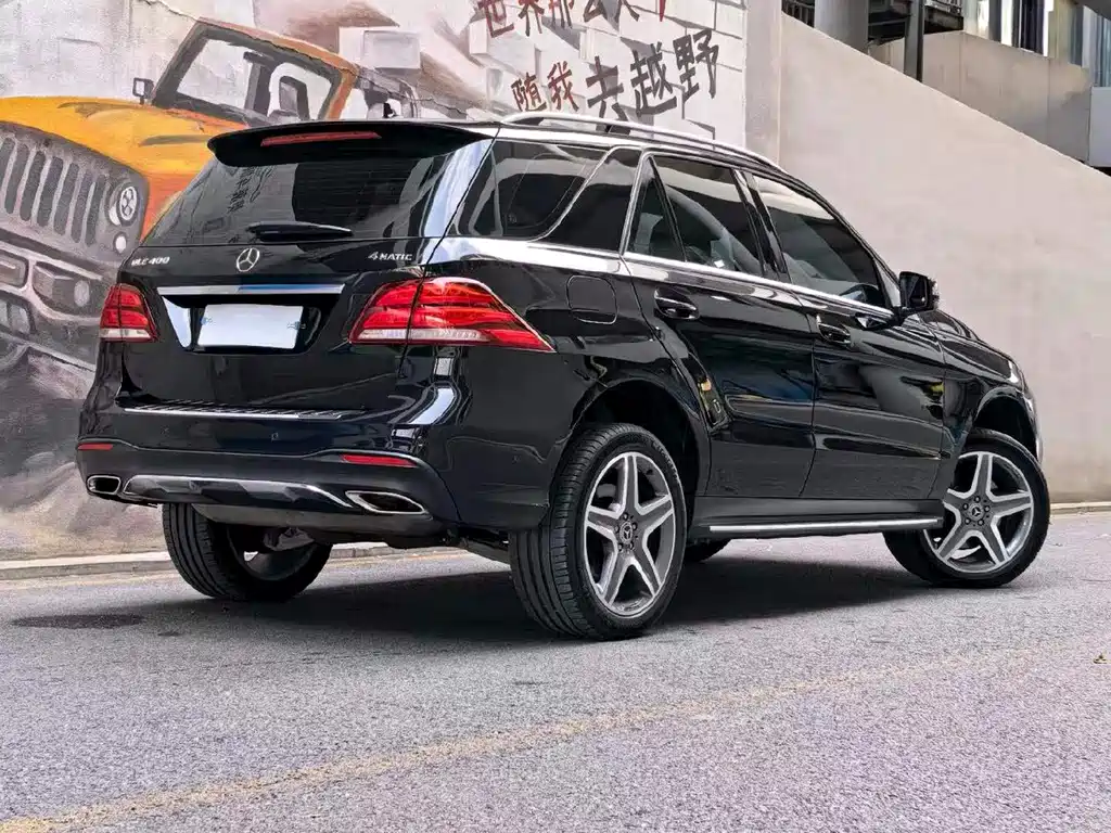 Mercedes-Benz GLE (Import) — миниатюра 2