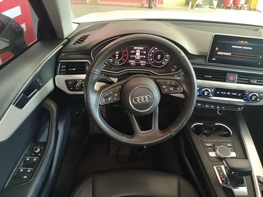 Audi A4L — миниатюра 11