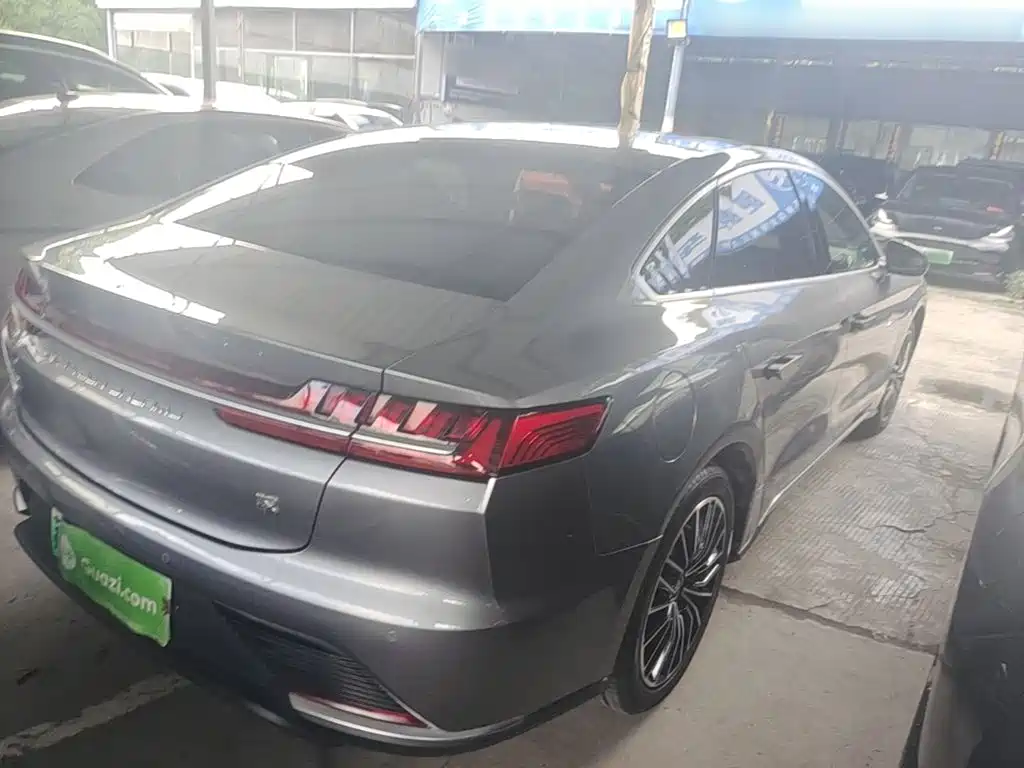 BYD Han — миниатюра 7