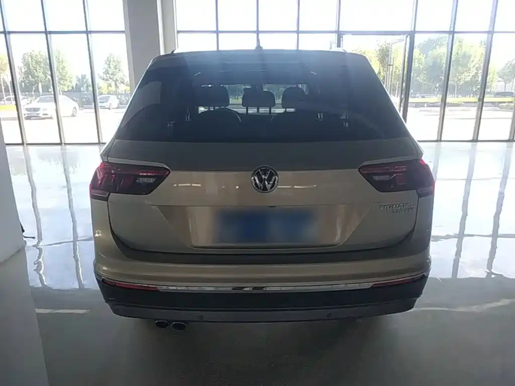 Volkswagen Tiguan L — миниатюра 6
