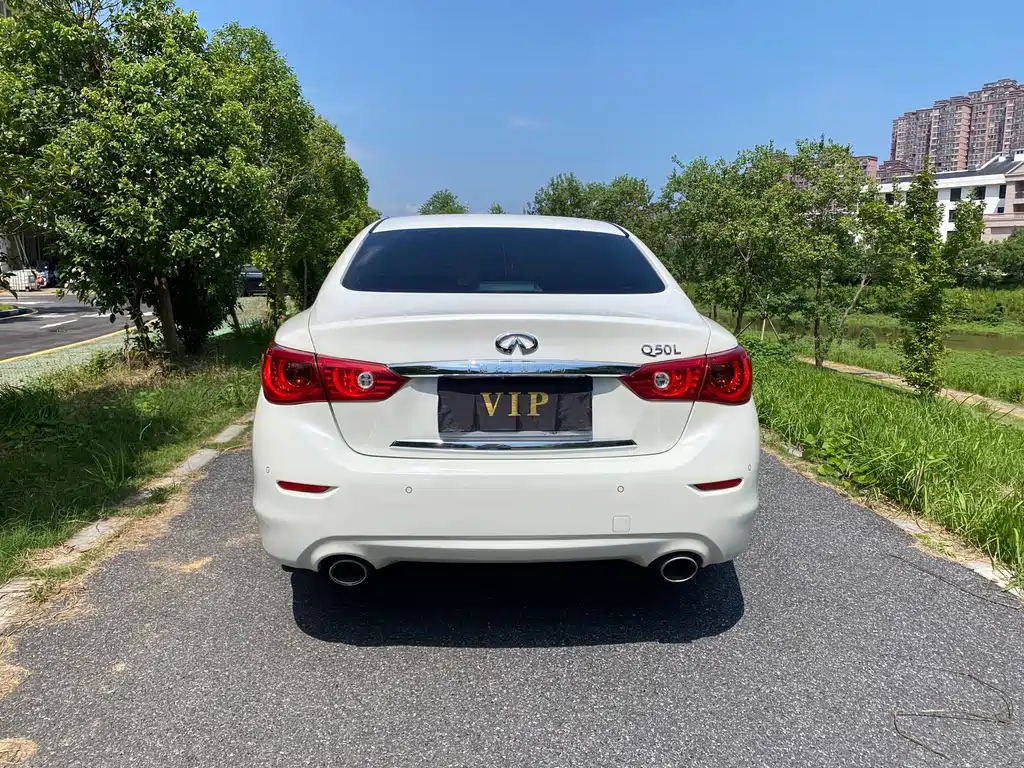 Infiniti Q50L — миниатюра 7