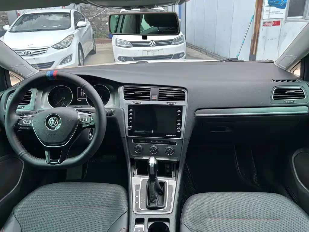 Volkswagen Golf — миниатюра 4