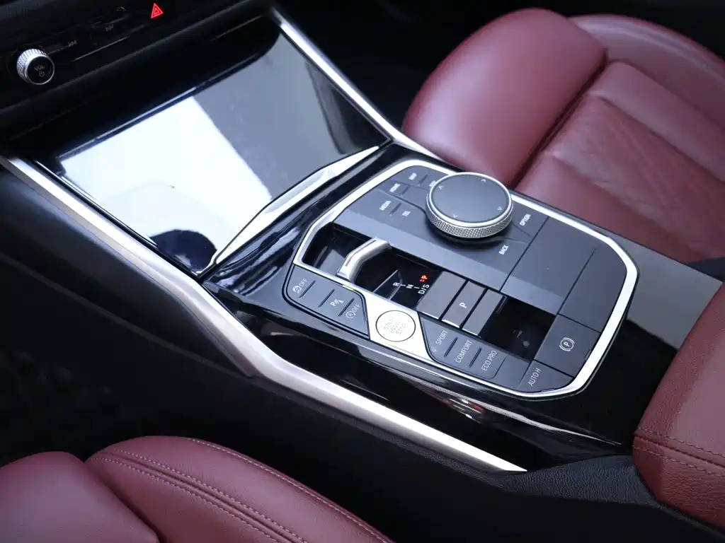 BMW 3 Series — миниатюра 12