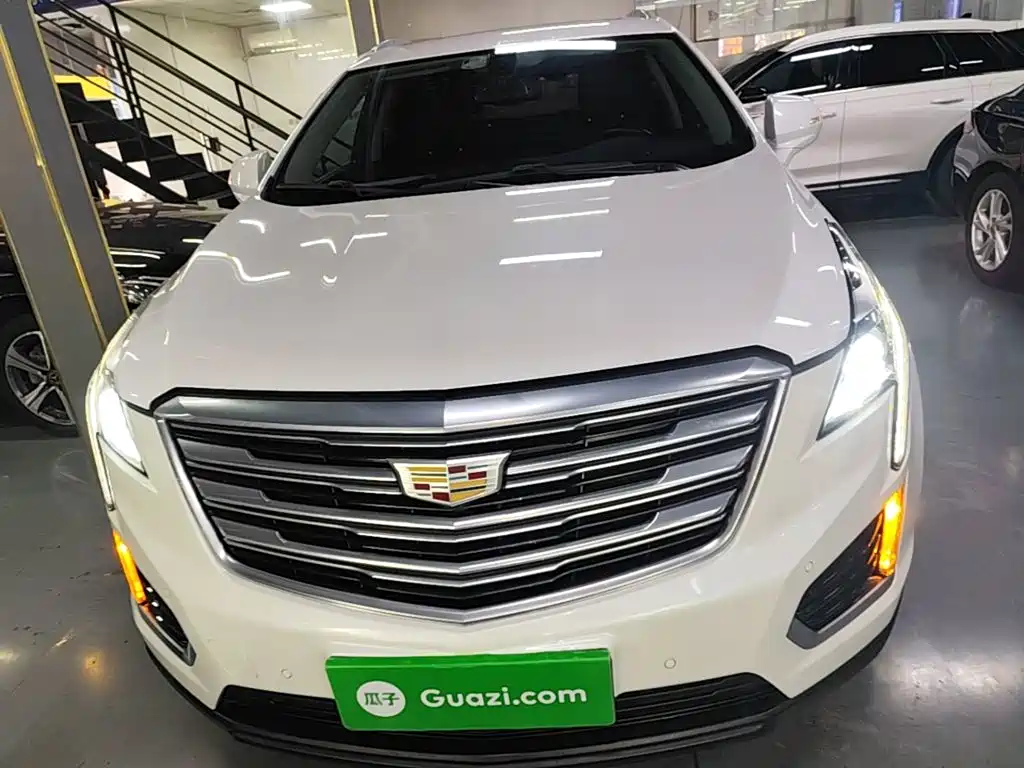 Cadillac XT5 — миниатюра 3