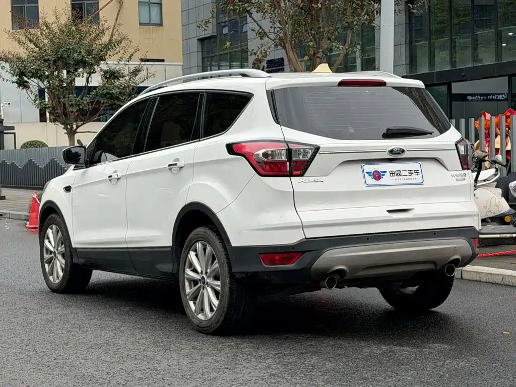 Ford Kuga — миниатюра 4