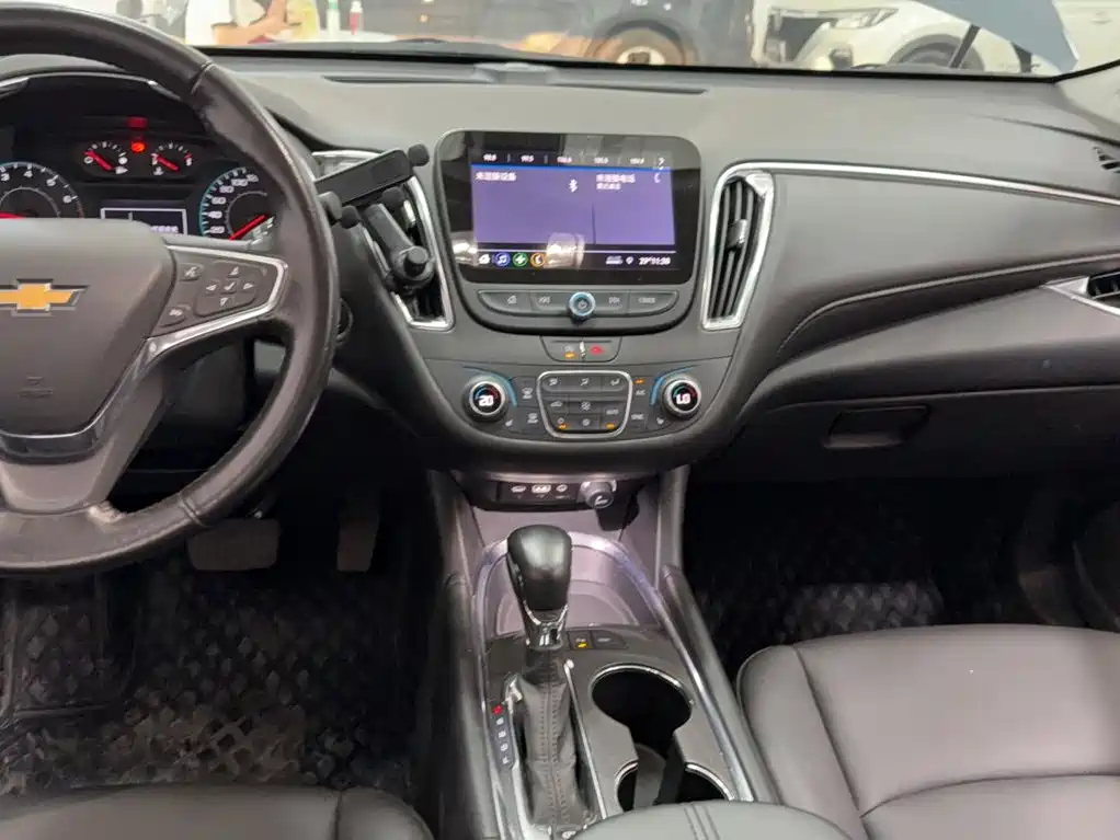 Chevrolet Malibu XL — миниатюра 16