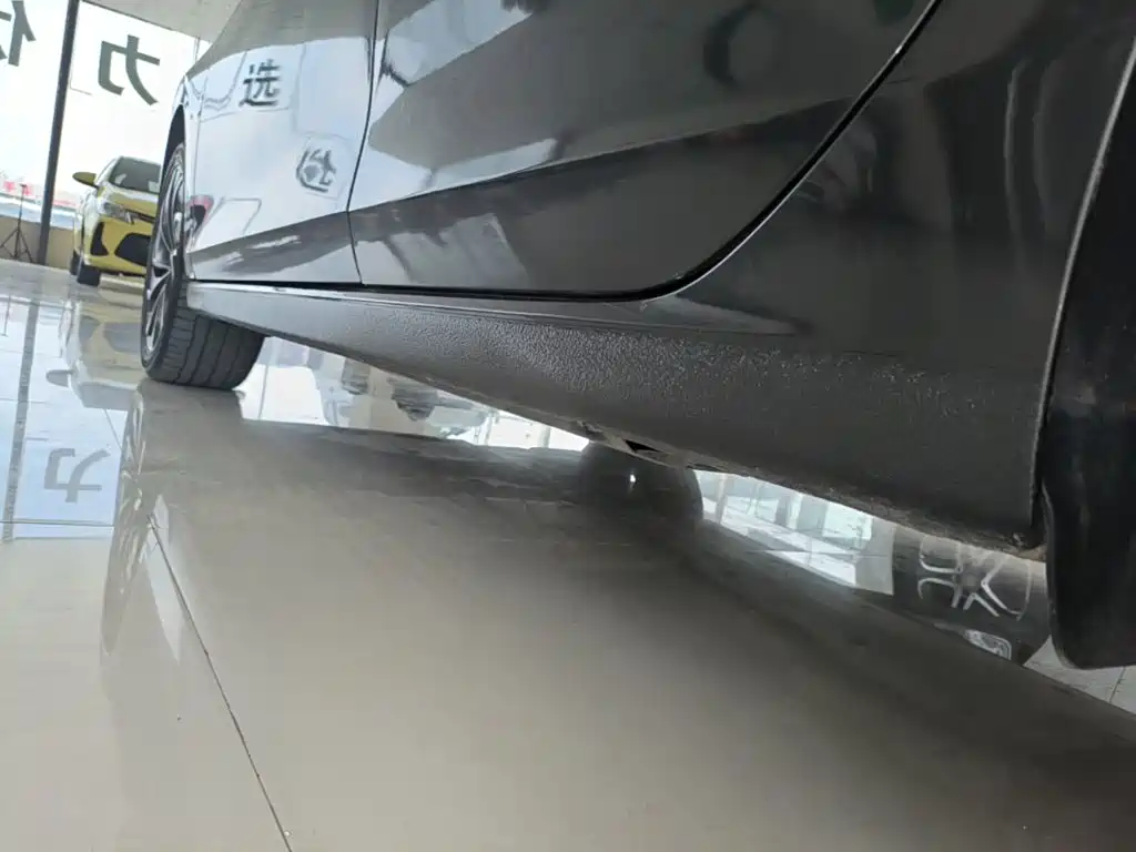 Volkswagen Golf — миниатюра 21