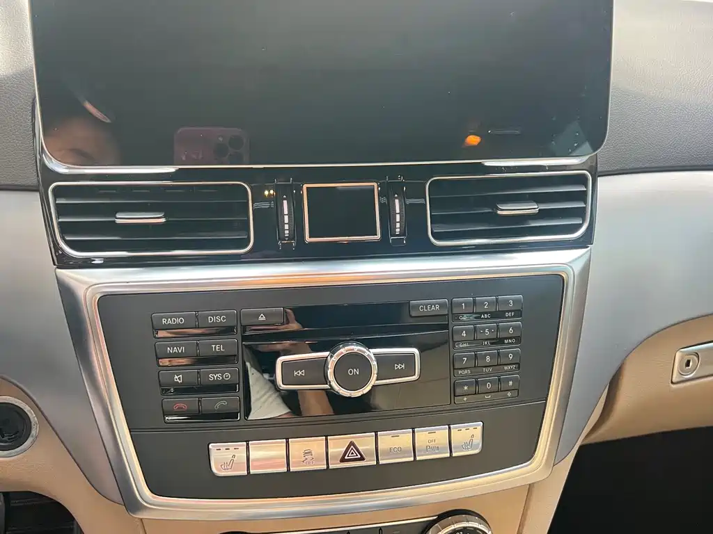 Mercedes-Benz M-Class — миниатюра 30