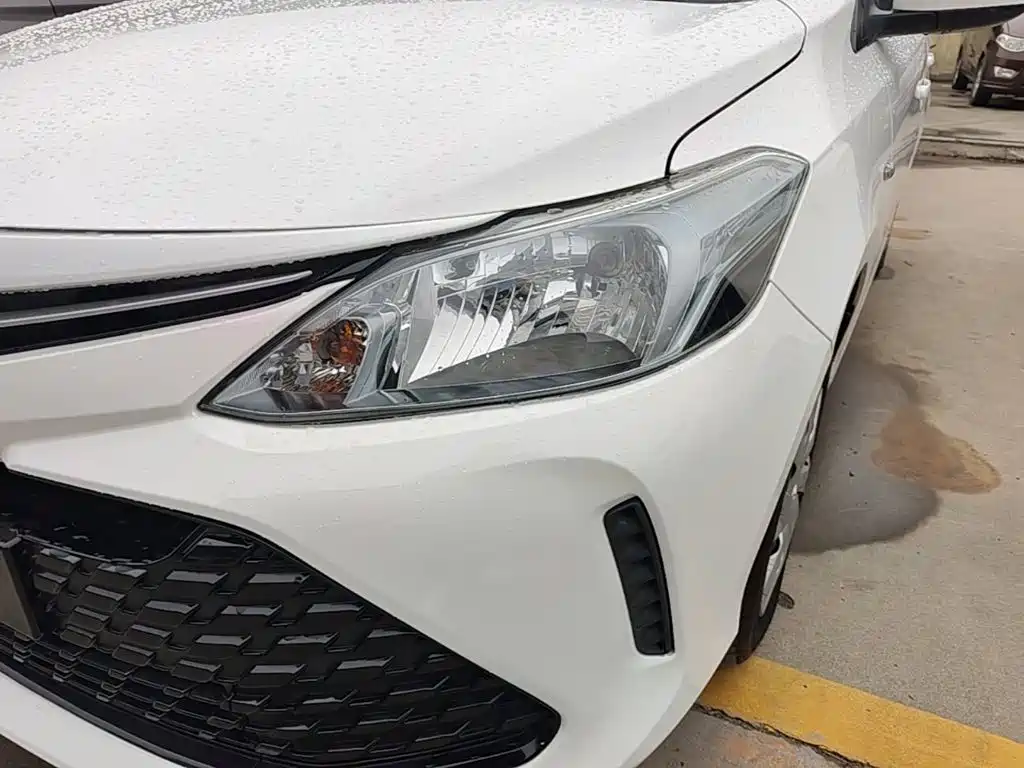 Toyota Vios FS — миниатюра 18