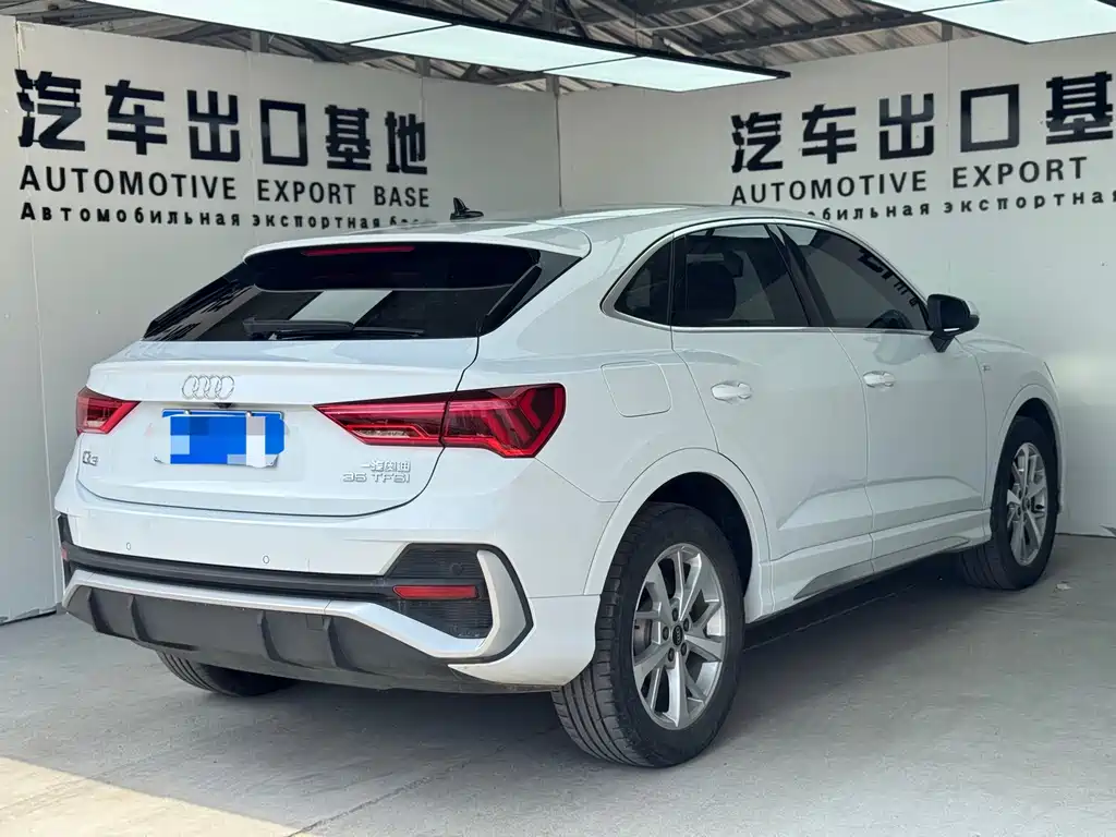 Audi Q3 Sportback — миниатюра 16
