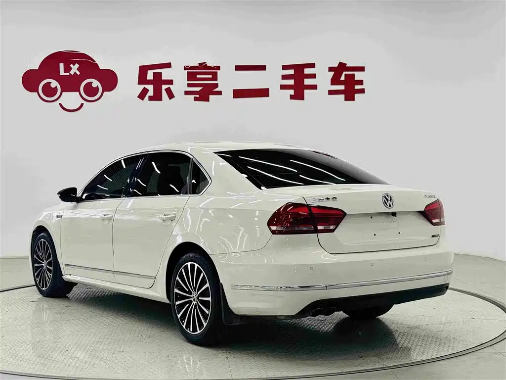Volkswagen Passat — миниатюра 3