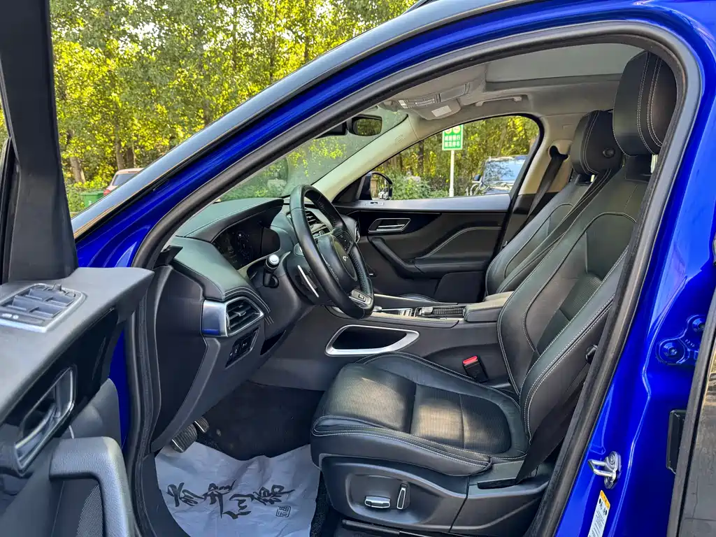 Jaguar F-Pace 2019 2.0T R-Sport Sport