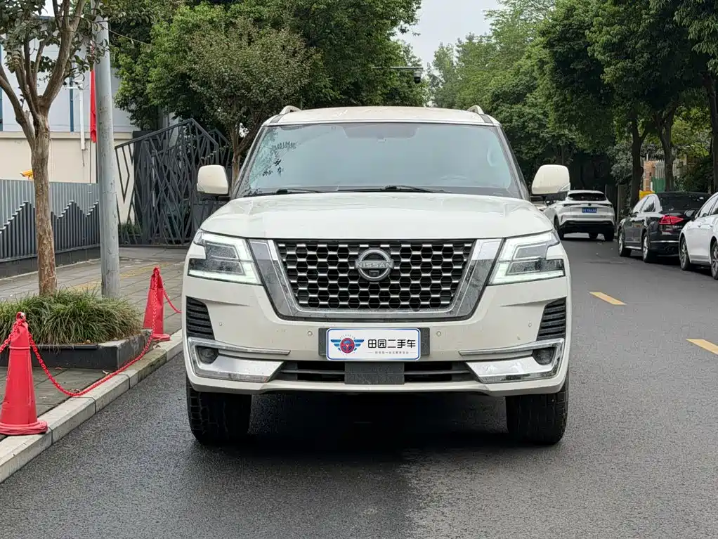 Nissan Patrol — миниатюра 2